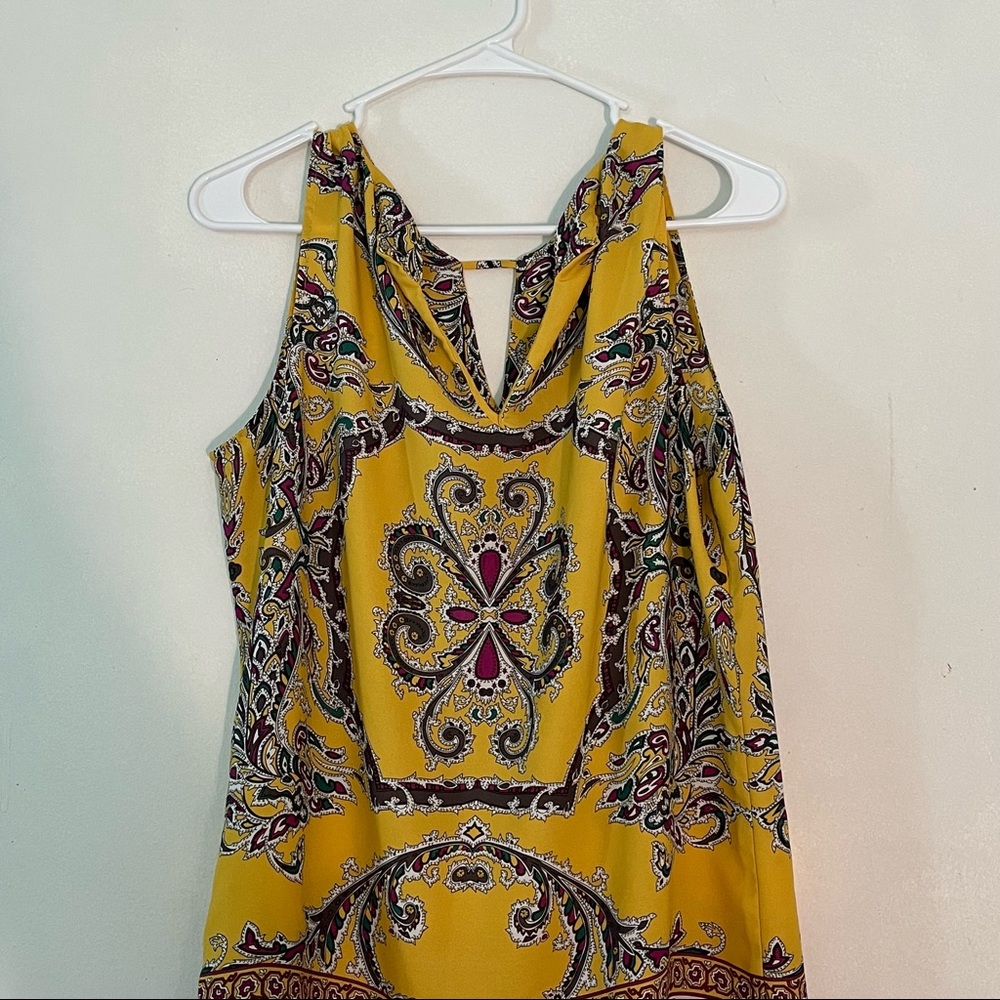 Women’s V-neck Tank Top